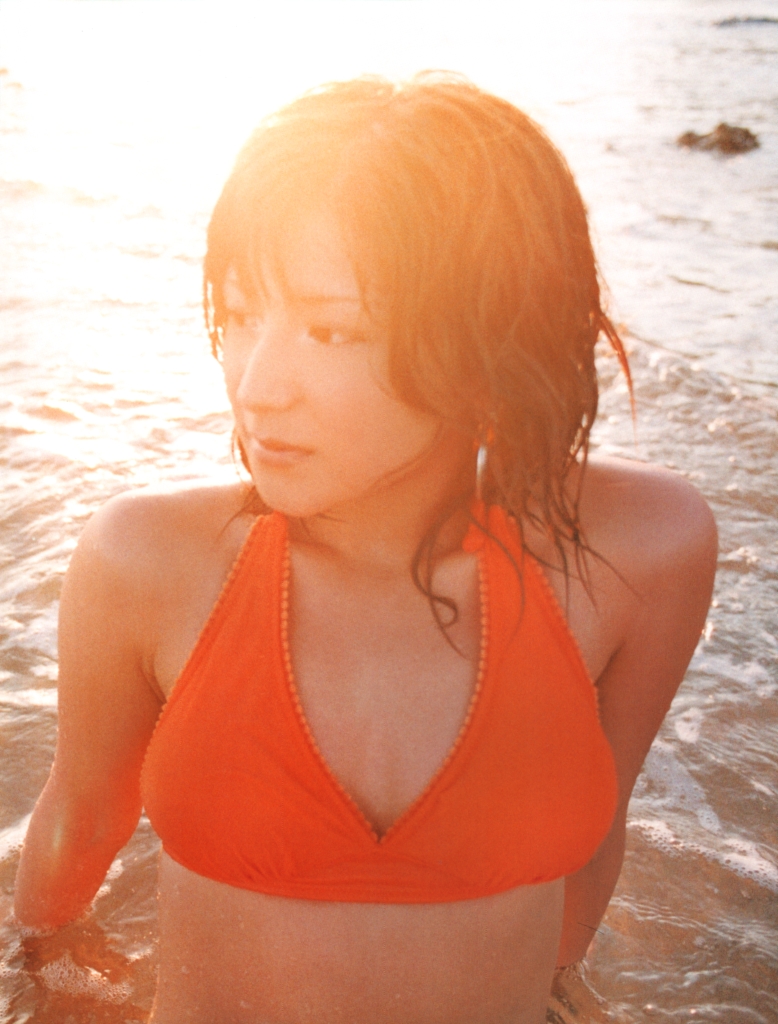 Mari Yaguchi in her second solo photobook "Love-Hello!"