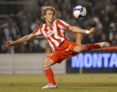 wallpapers futbol. Forlan Wallpapers