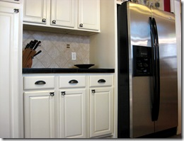 1707 N University_kitchen2