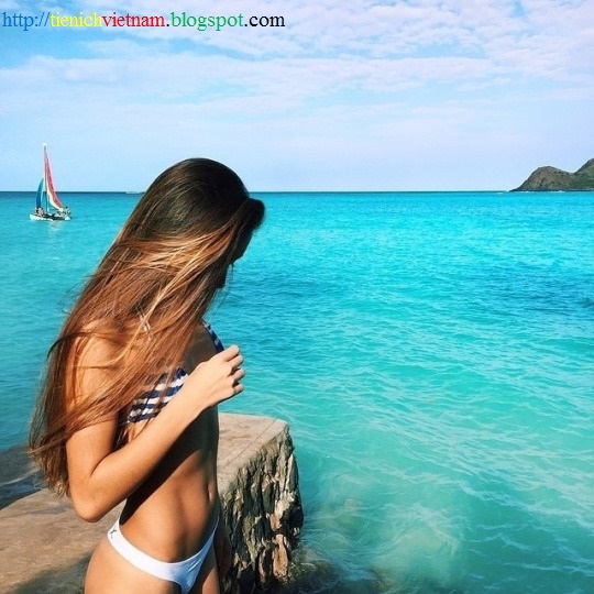 Hot girl tóc đẹp - bikini hấp dẫn