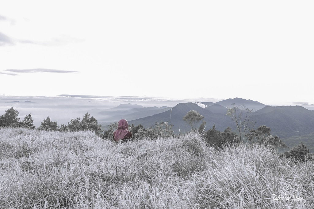 [Catper] Menapaki Gunung Artapela Bandung Berdua Bersama 