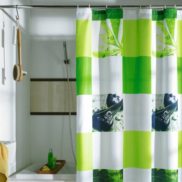 Bathroom with Shower Curtains Pattern