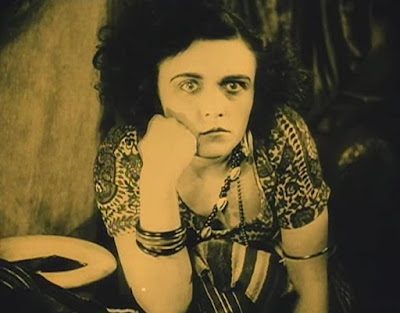 Sumurun 1920 Pola Negri 4