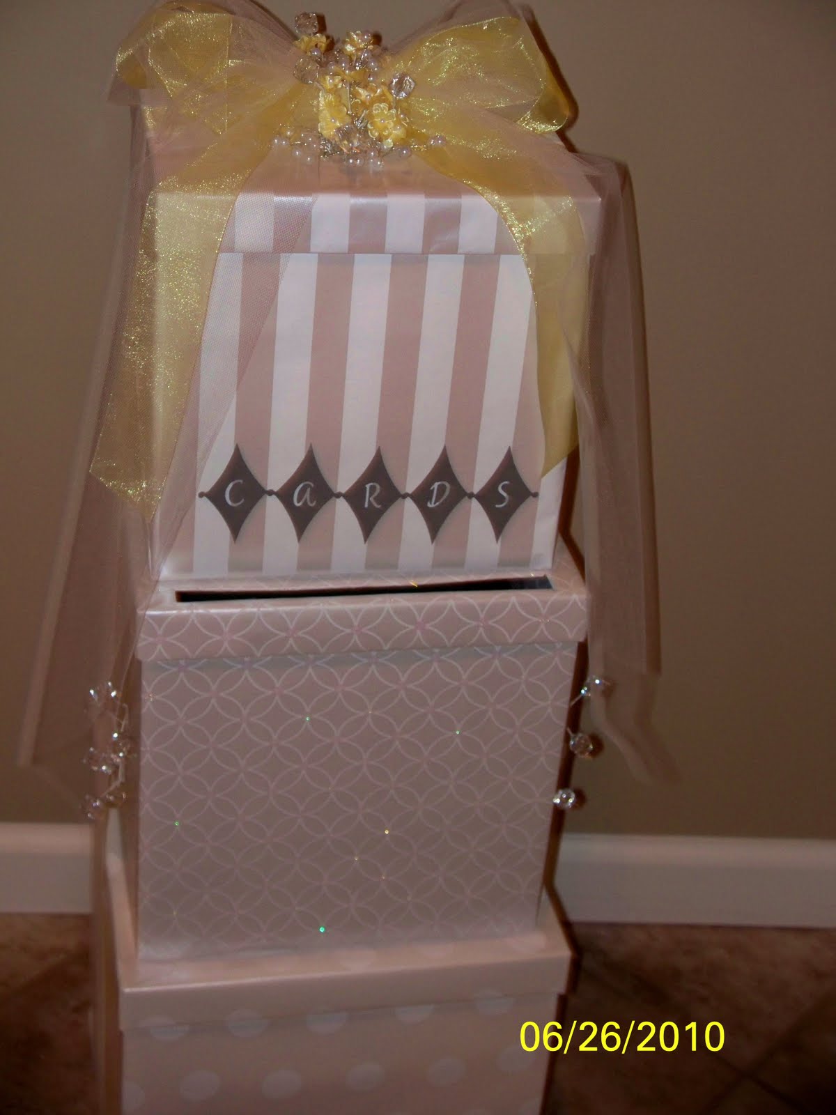 unique coloured weddings dress card boxes