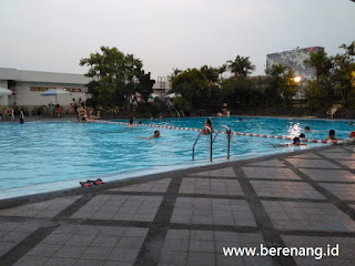 Gajah Mada Plaza Swimming Pool