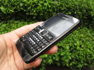 Hape Jadul Nokia E71 Seken Mulus Kolektor Item