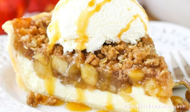 Apple Cheesecake Pie