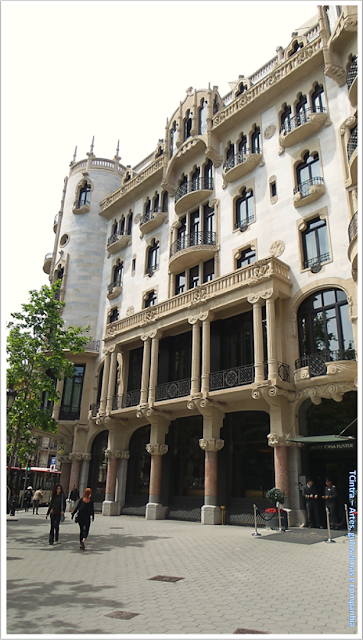 Barcelona; Conhecendo a Europa; sem guia; turismo na espanha; Casa Fuster Hotel;