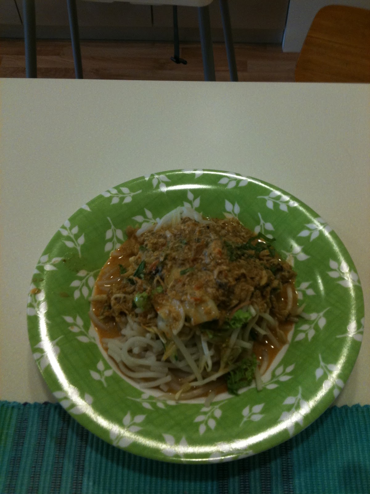 Laman Dapur Helen: LAKSA SIAM