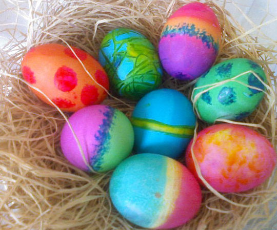 easter eggs to colour worksheets. Don#39;t color eggs