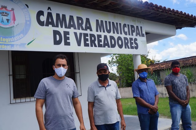 Vereadores eleitos em Cardeal da Silva garantem apoio ao prefeito Branco Sales