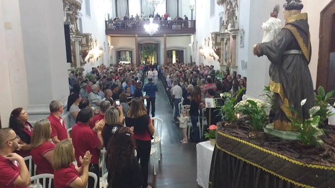 LAGUNA RECEBE FERVOROSA A VISITA DA RELÍQUIA DA BEATA ALBERTINA