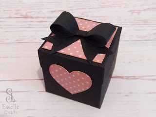 Heart Favour Box by Esselle Crafts