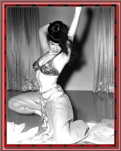 betty_page_(klaws)_008