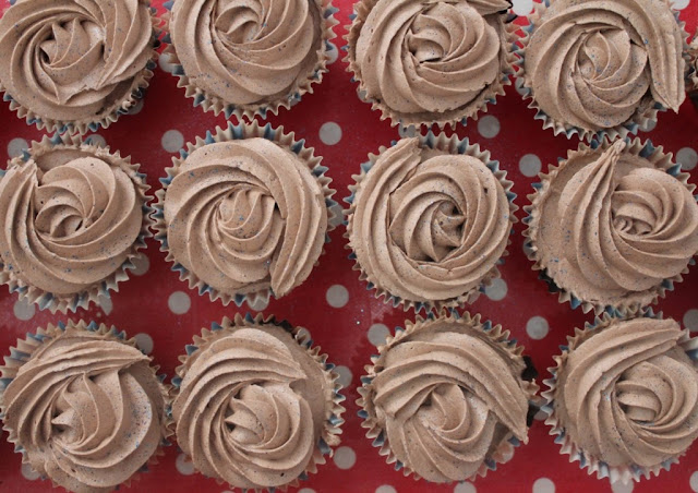 Cupcakes de vainilla y chocolate - El dulce mundo de Nerea