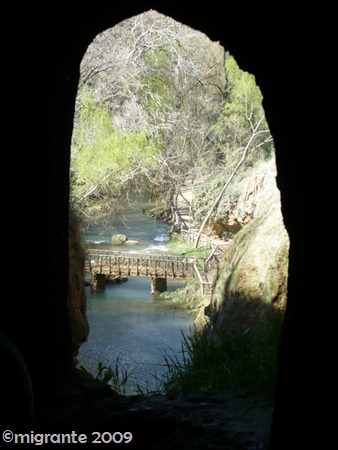 5 a traves de la piedra - Monasterio de Piedra