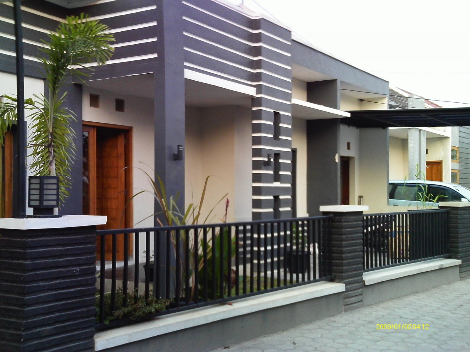 66 Desain Pagar Rumah Minimalis  Warna Putih Desain  Rumah  