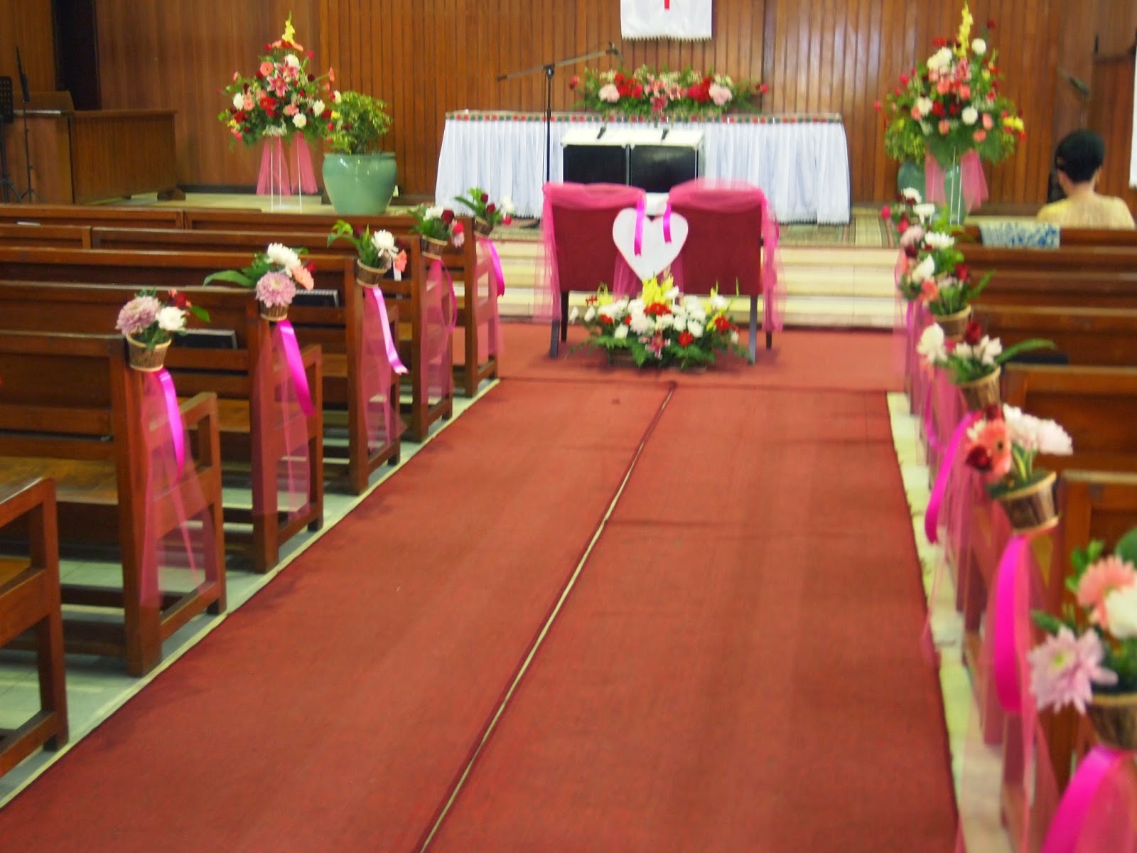 KEIKO FLORIST Dekorasi  Pemberkatan Pernikahan  di  Gereja  