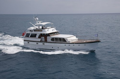 Charter Yacht VICTORIAN ROSE in New England this summer with ParadiseConnections.com