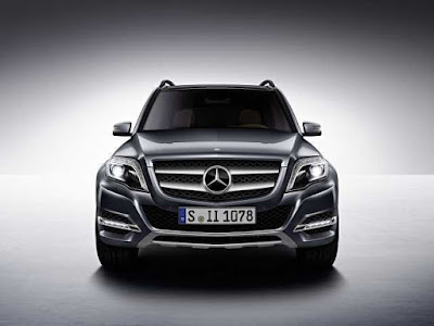 New 2016 Mercedes-Benz GLC interior image