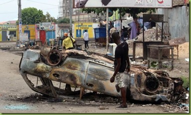 burned out car, Kinshasa (Sept 19th)