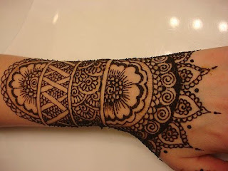 tato henna motif bunga