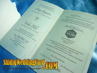 http://www.shidiqweddingcard.com/2015/11/pe-08b.html