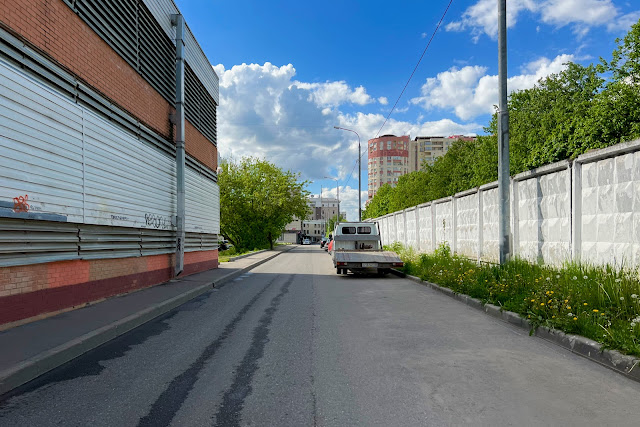улица Светланова, Мичуринский проспект, дворы