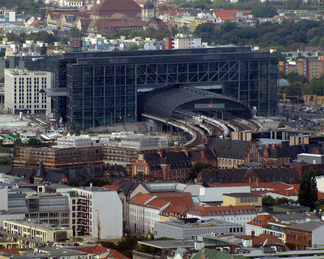 Berlin Hauptbahnhof, Berlin Central Station, Berlin