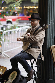 Gregory Paul Banjo PIke Place market seattle street style fashion it's my darlin' hat