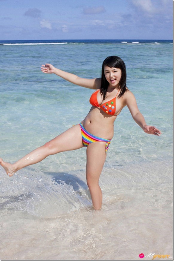 Ai Shinozaki Busty Traveler_90