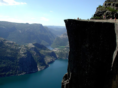 Preikestolen Wallpaper