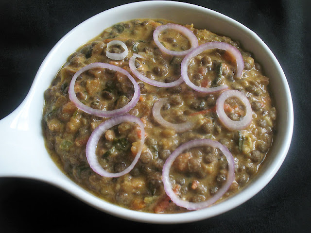 creamy puy lentils with tahini in addition to tomatoes