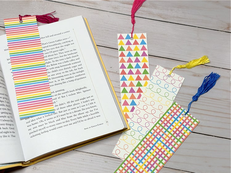 5 Little Monsters: Printable Rainbow Bookmarks