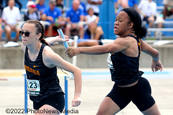 Urbana relay advances to title run