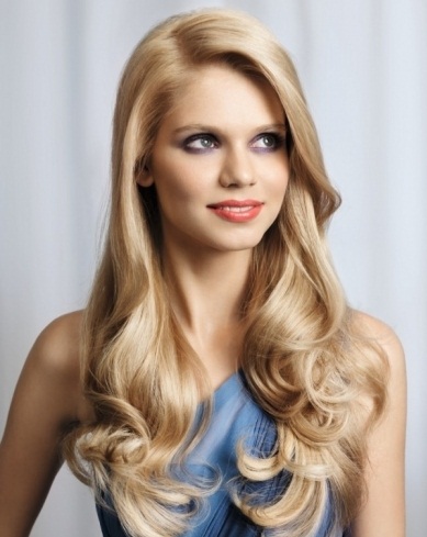 Super-Long Blonde Hair Style 2014