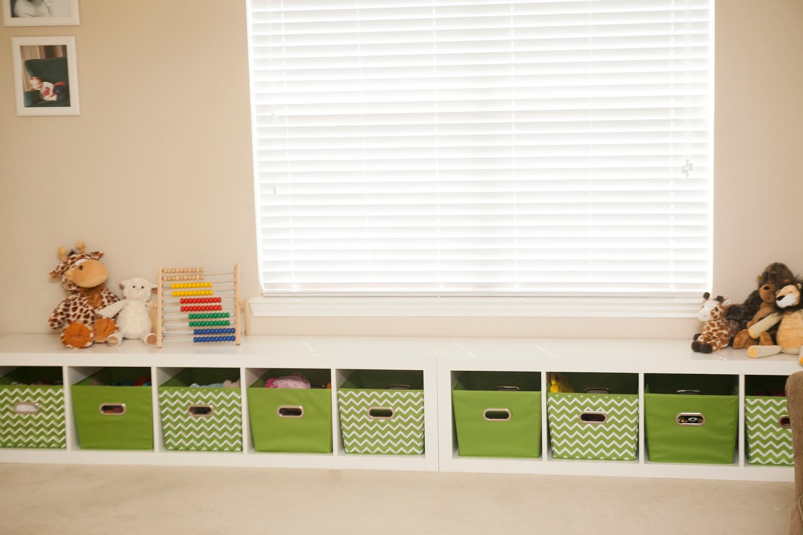 MyBellaBug : Playroom: Seating Bench and Toy Storage