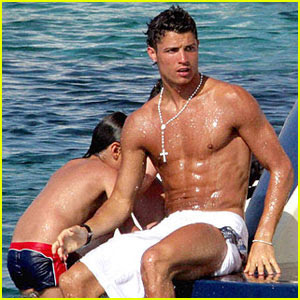 Cristiano Ronaldo Body Latest Wallpaper 2013 | Football Stars