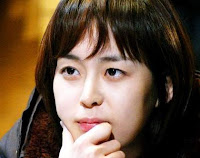 pic from http://www.hancinema.net/korean_drama_Alone_in_Love.php