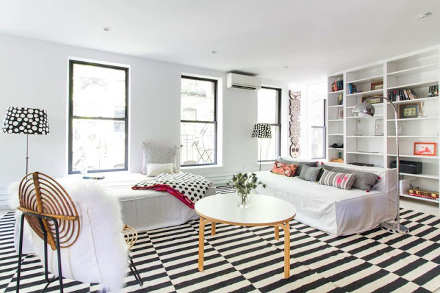 un mix alegre en blanco y negro para un apartamento en el  East Village chicanddeco