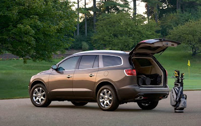 2010 Buick Enclave Rear Side View