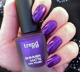 Trend-it-Up-Shimmer-Matte-Nail-Polish-050