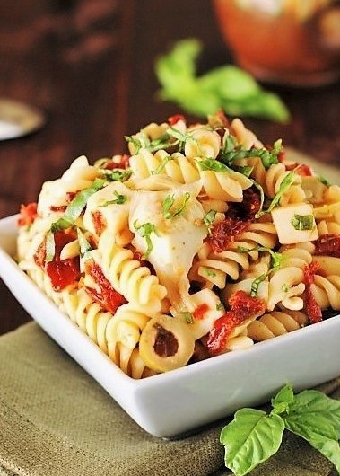 Sun Dried Tomato, Artichoke, & Fresh Basil Pasta Salad Image