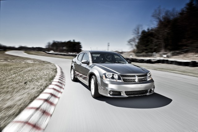 2012 New Dodge Avenger R/T