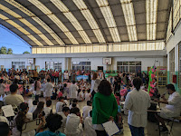 FOTO 4: ALUMNOS DE PRIMER CICLO REALIZANDO SU COREOGRAFÍA