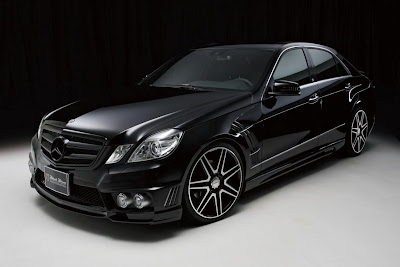 Wald Mercedes E Black Bison