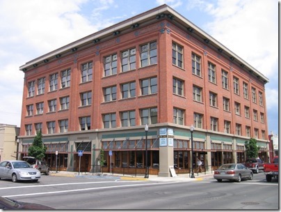 IMG_6399 Court Street Apartments in The Dalles, Oregon on June 10, 2009