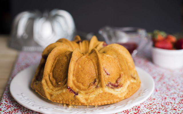 strawberry_bundt_cake