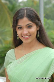 actress banu in green color saree images