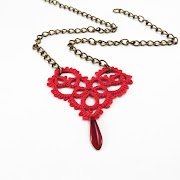 Red heart necklace (red heart necklace )